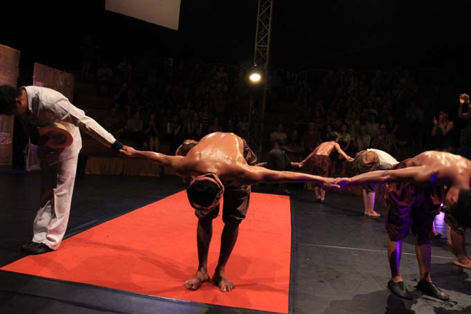 Phare the Cambodian Circus-43
